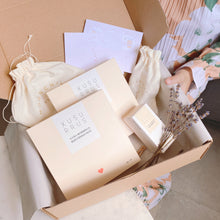 Load image into Gallery viewer, Xusurrus Gift Box